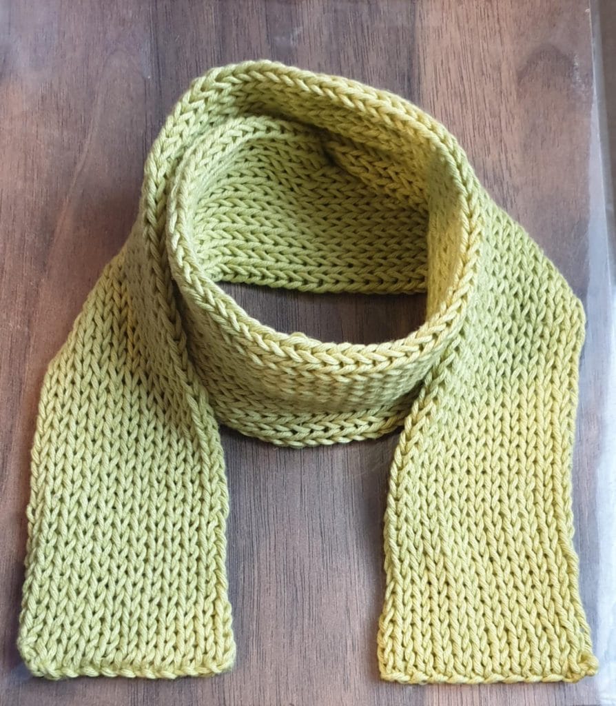 écharpe-bio-bébé-tricot-fait-main-personnalisable