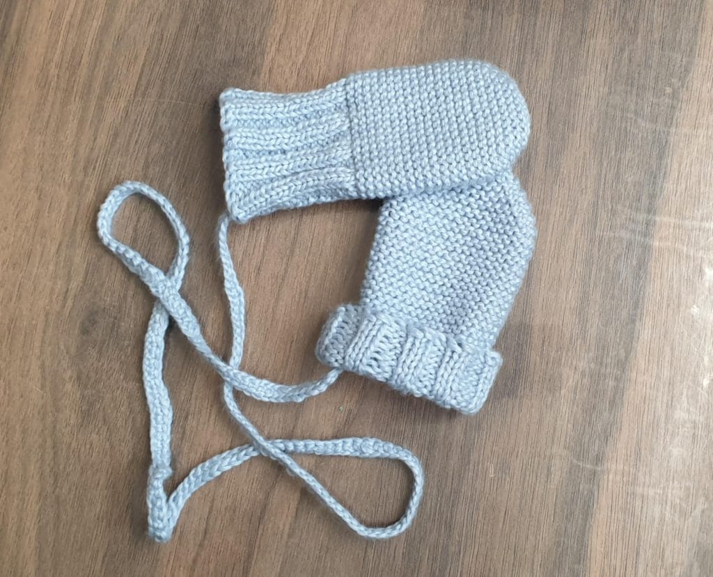 moufles-bio-bébé-tricot-fait-main-personnalisable